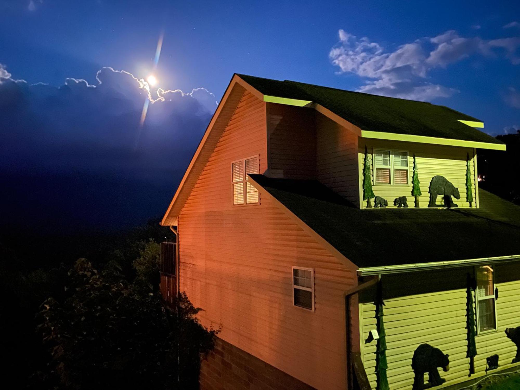 Heavenly View - Bear Themed Cabin, Hottub, Dog-Friendly, Near Gatlinburg Luaran gambar